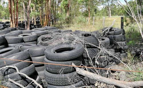 Some 4000 tyres used Leyburn Sprints barriers are a sore point for the Leyburn community. Some 4000 tyres used Leyburn Sprints barriers are a sore point for the Leyburn community.